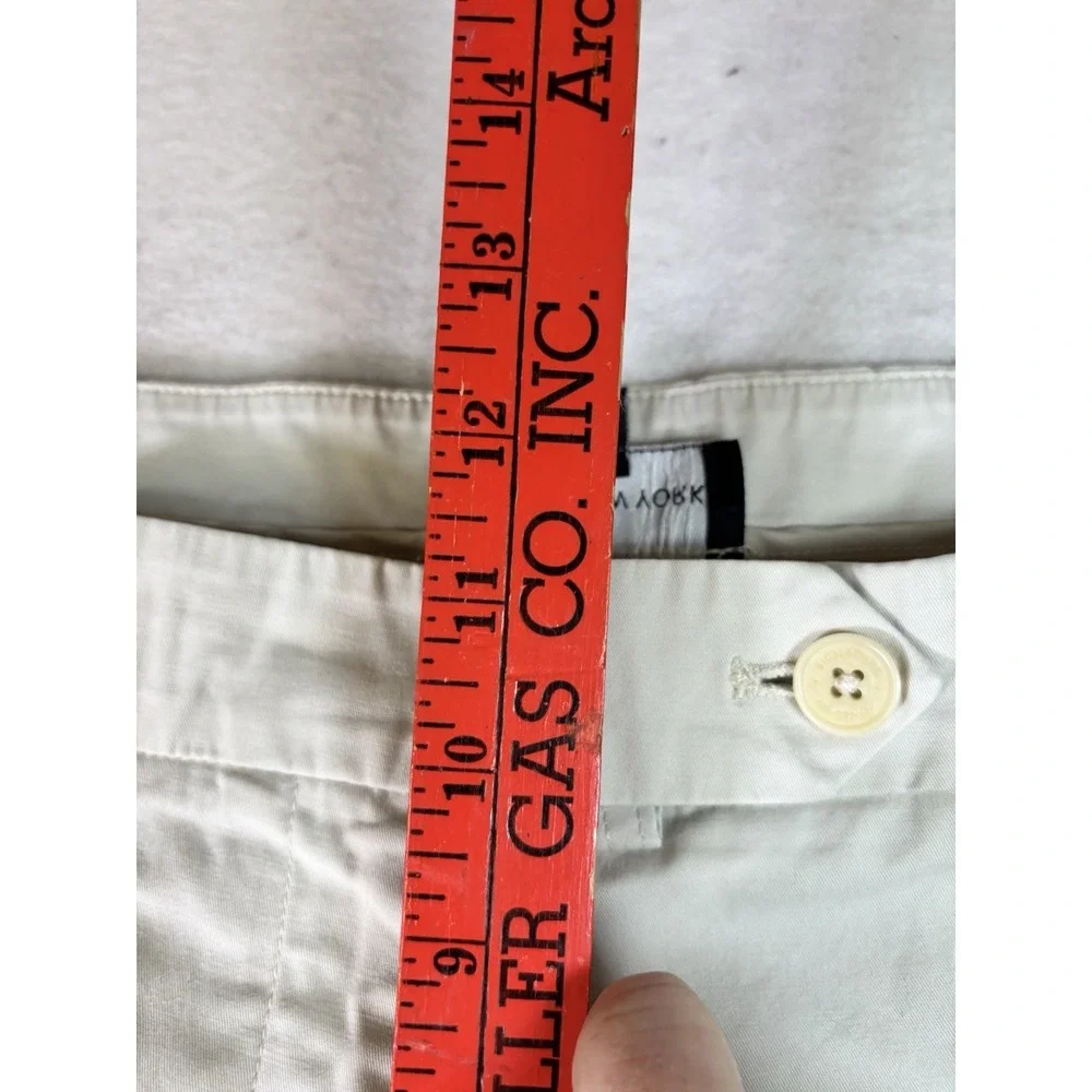 Jones New York Khaki Bermuda Shorts Women's Size 18 (40x13) Preppy‎ Beach